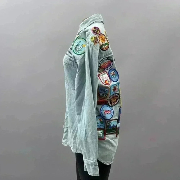 Vintage Girls Scout Denim Top Size S Patches Button Light Blue Long Sleeve - Picture 3 of 10